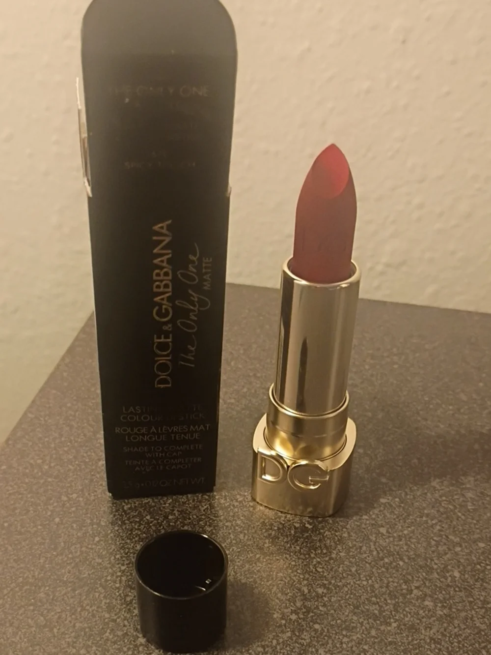 Dolce & Gabbana matte lipstick in deep red Shade Spicy Touch 670